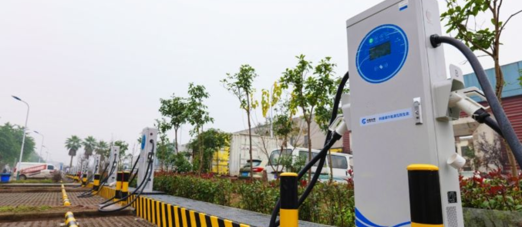 重慶華南城超充站