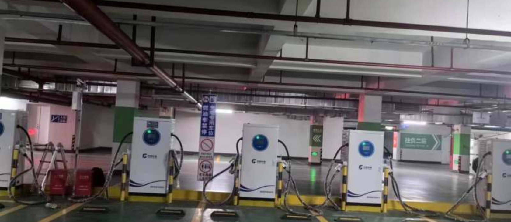 佛山城光城市廣場(chǎng)充電站